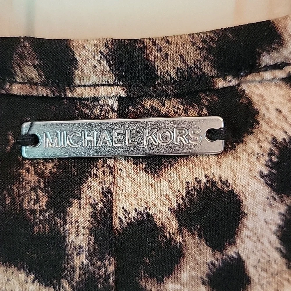 Michael Kors good lightweight